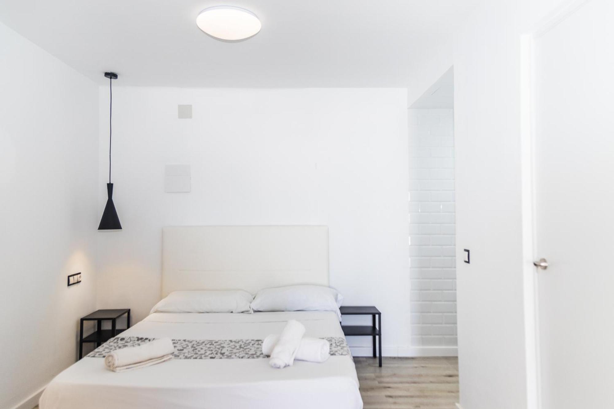 Jacaranda Apartments & Studios Es Cana المظهر الخارجي الصورة