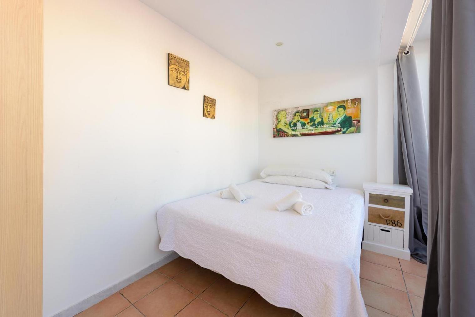 Jacaranda Apartments & Studios Es Cana الغرفة الصورة