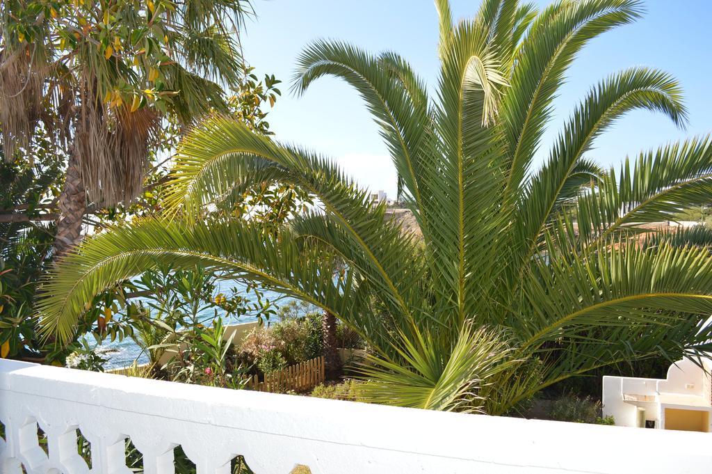 Jacaranda Apartments & Studios Es Cana المظهر الخارجي الصورة