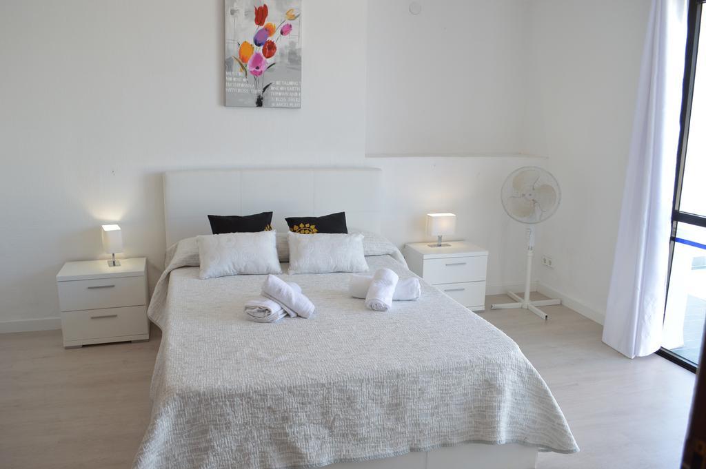 Jacaranda Apartments & Studios Es Cana المظهر الخارجي الصورة