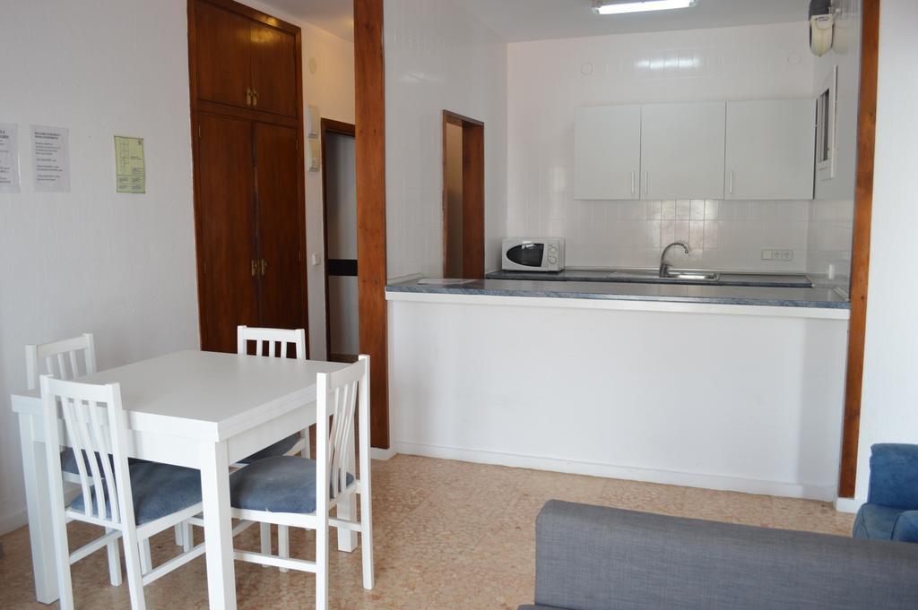 Jacaranda Apartments & Studios Es Cana المظهر الخارجي الصورة