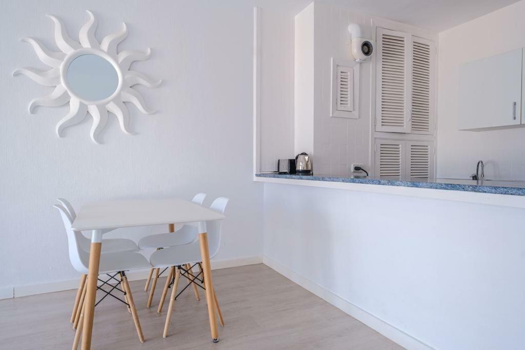 Jacaranda Apartments & Studios Es Cana المظهر الخارجي الصورة